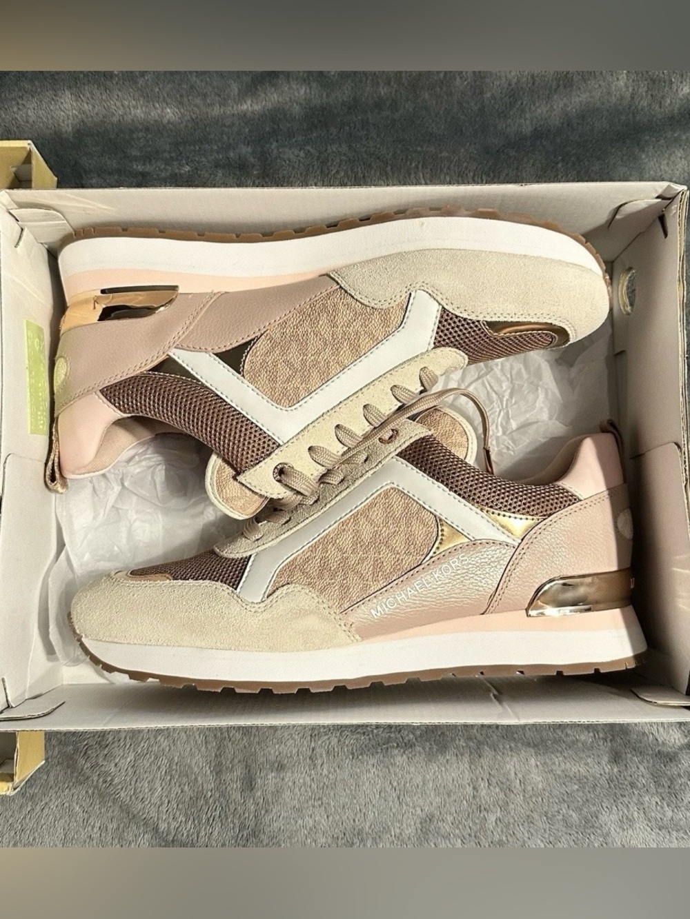 Michael Kors Wilma Trainer Soft Pink size 8 NEW